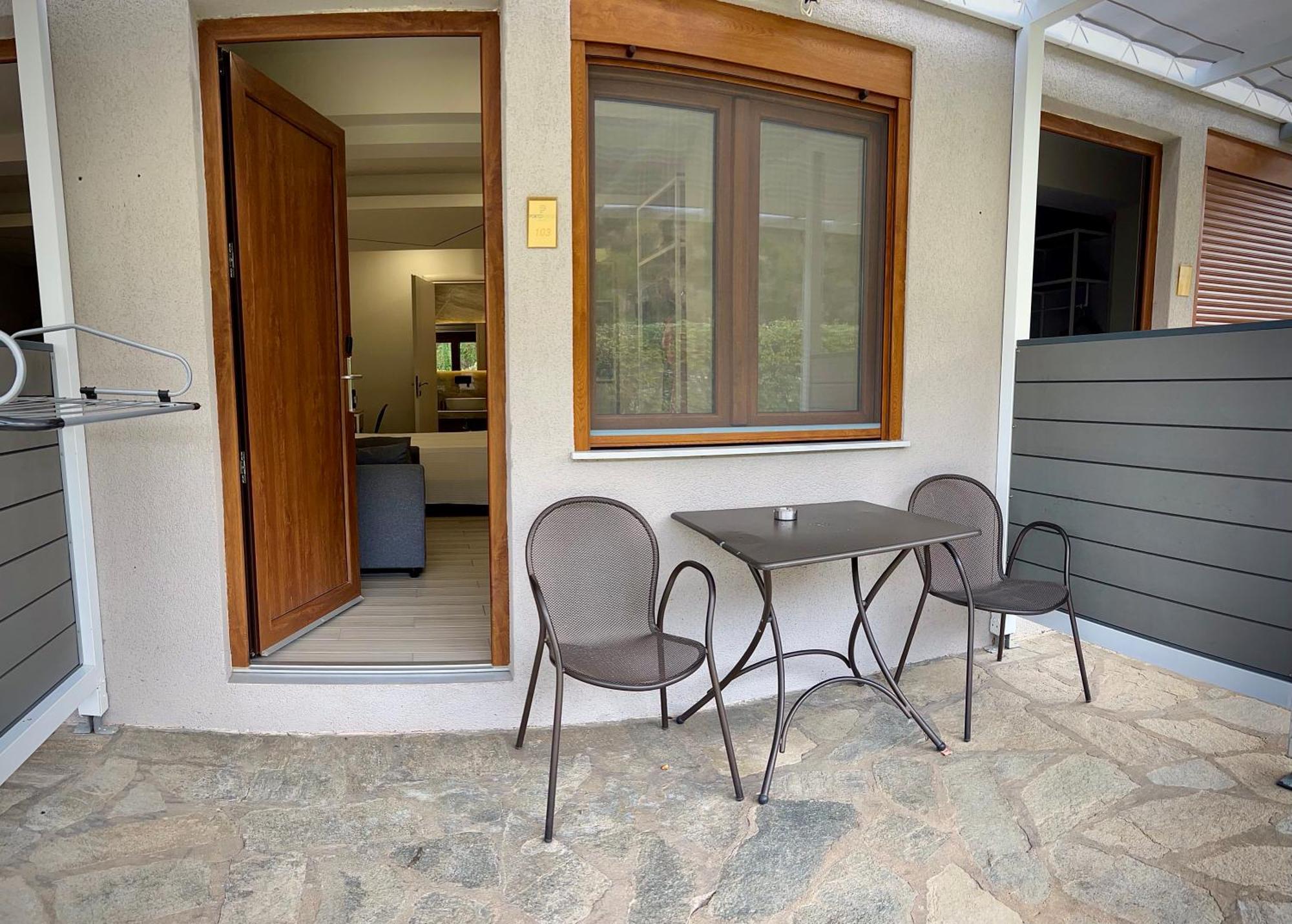PORTO PORTES suites Potidée Extérieur photo