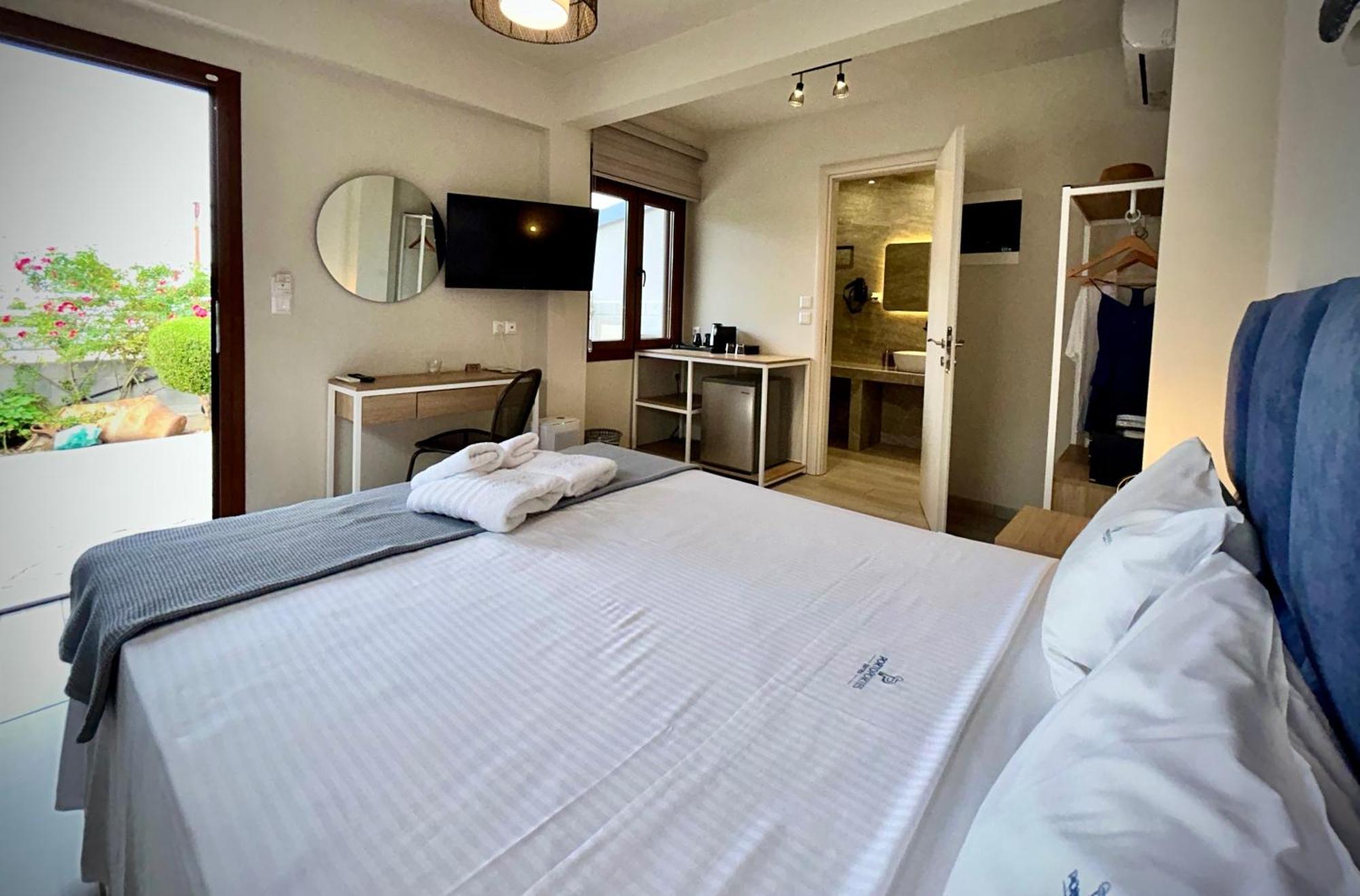 PORTO PORTES suites Potidée Extérieur photo