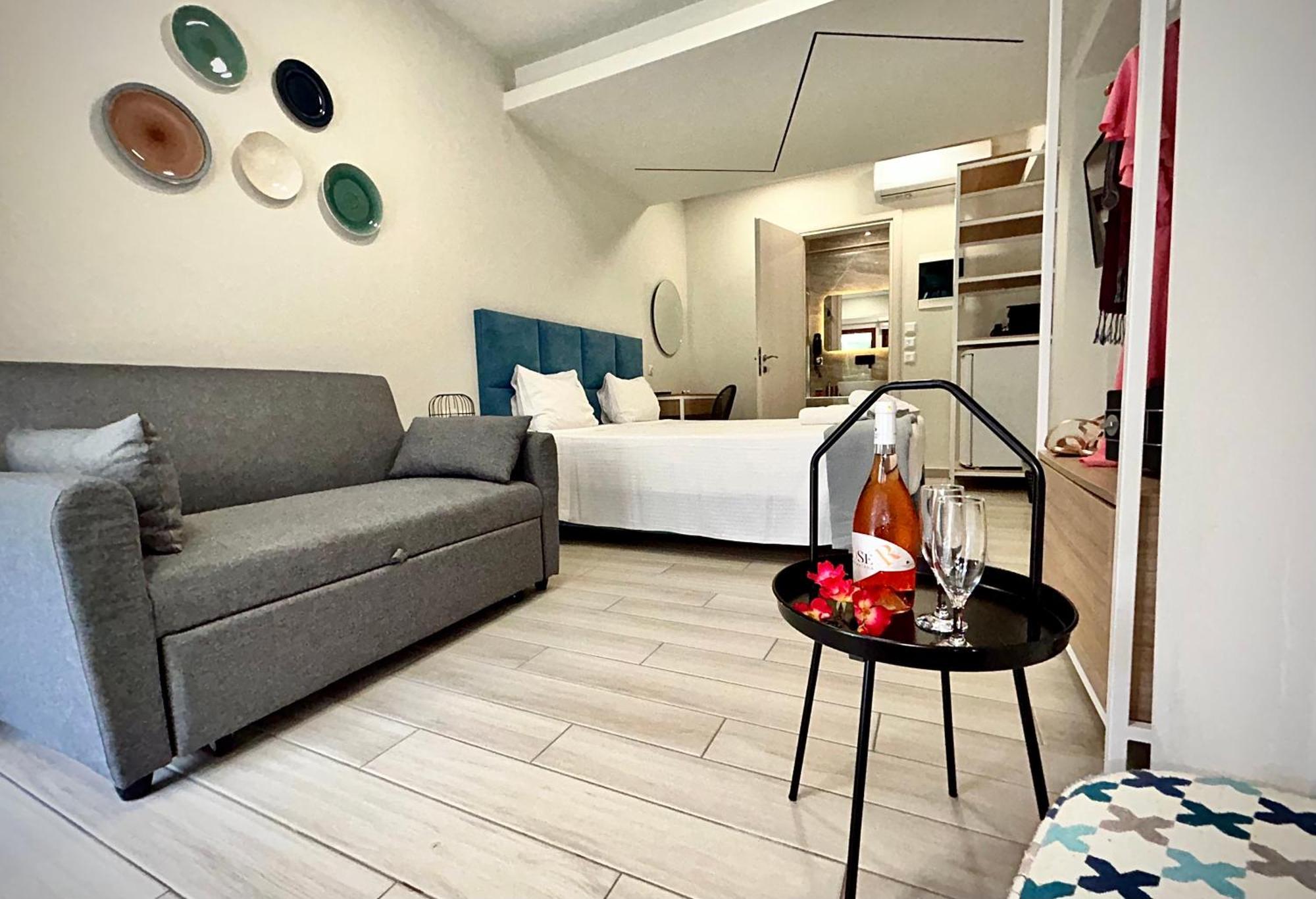 PORTO PORTES suites Potidée Extérieur photo