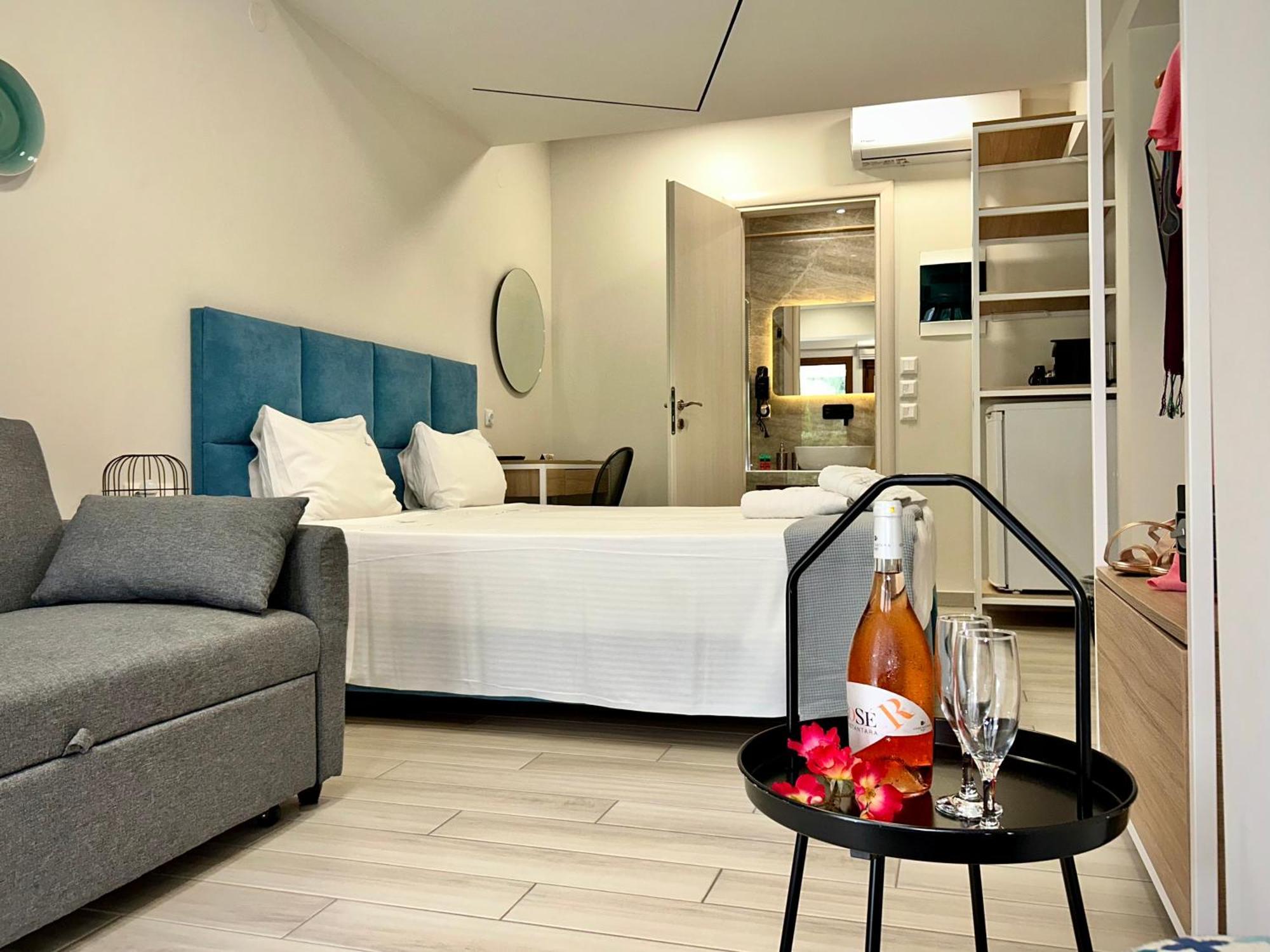 PORTO PORTES suites Potidée Extérieur photo